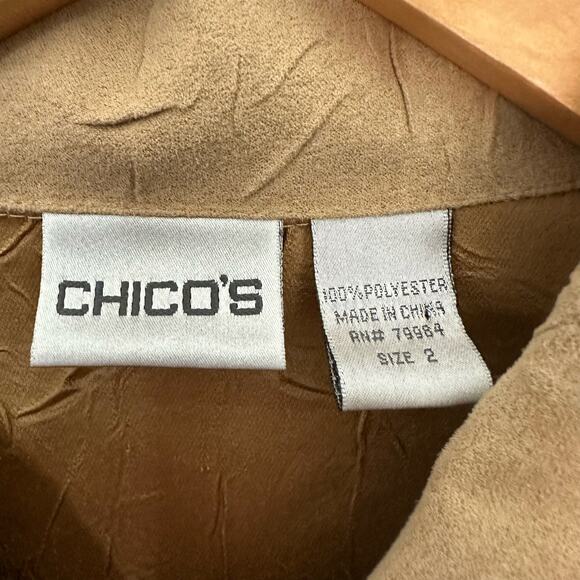 Chico's Faux Suede Button Up Shirt Camel Tan Chest Pockets Size Large 2 Soft - Picture 2 of 4